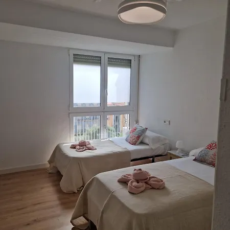 Super Centric With Great Views, Totally Refurbished アパート *